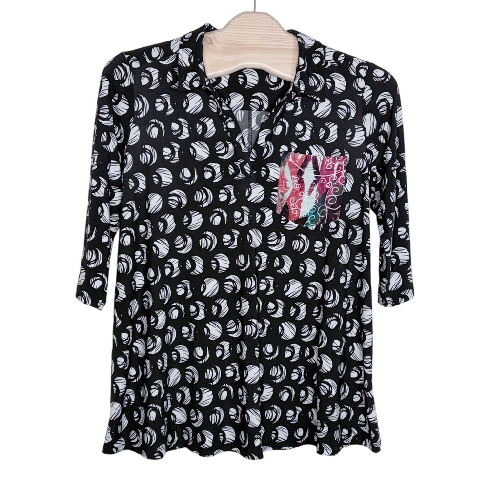 Attitudes by Renee Tunic‎ Top 1X Black White Circle Print 3/4 Sleeve Pocket